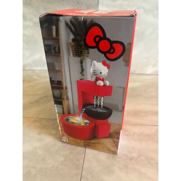 Sanrio Hello Kitty Waterfall LED Fountain Soothing Sounds Ambient Light NEW - Picture 2 of 4